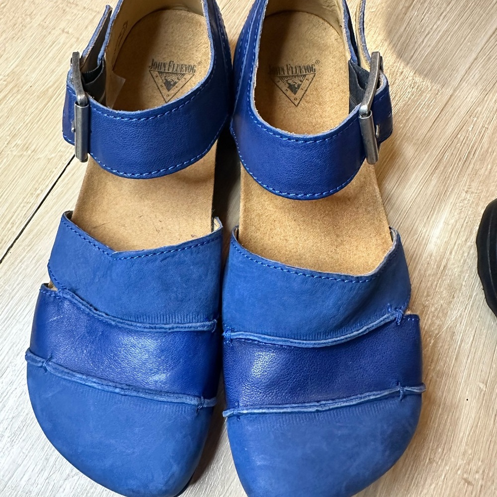 John Fluevog Blue Sandals with Ankle Strap and Flat Sole